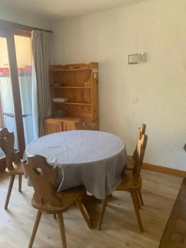 Appartement dans résidence avec piscine