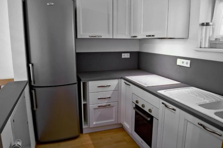 1 Bedroom Apartment with balcony