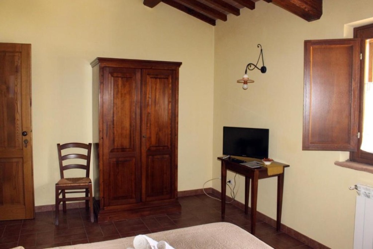 Standard Double room with pool view