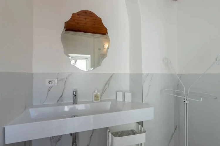3 Bedrooms Classic Apartment with city view
