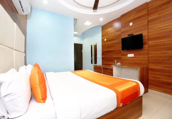 Fabexpress Grand Inn