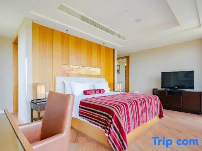 2 Bedrooms Deluxe Double Suite