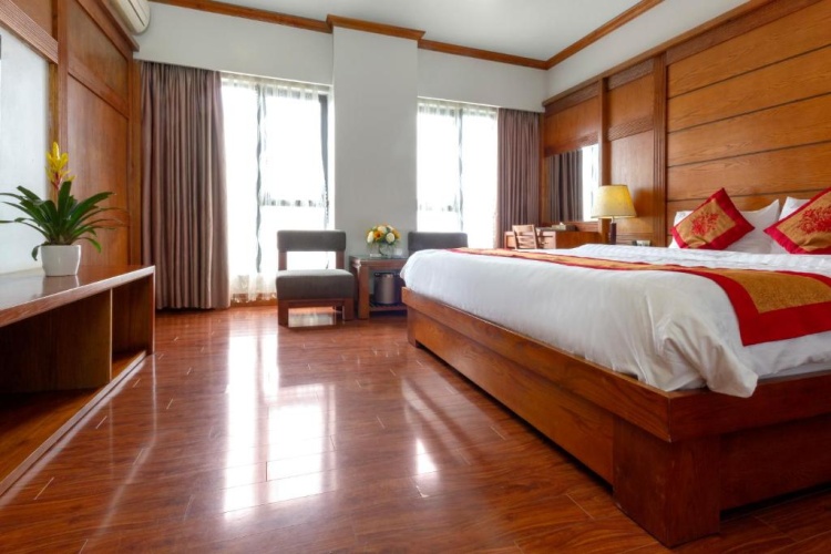 Deluxe Double room with view