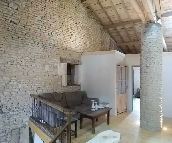 Chalet with courtyard view