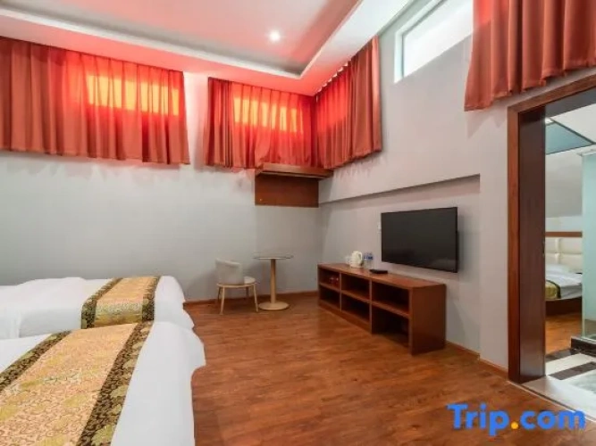 Business Triple room