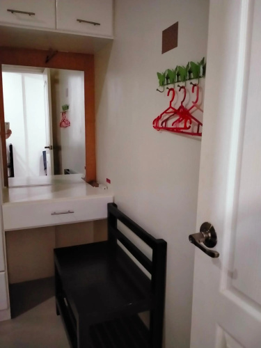 V.F. Riton Apartelle