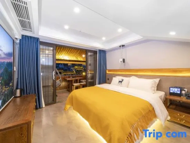 Standard Double room with balcony and with river view