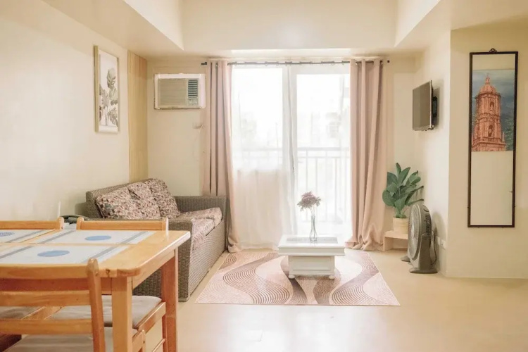 Spacious 1 Bedroom With a View