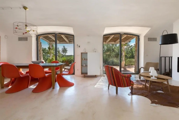 3 Bedrooms Villa