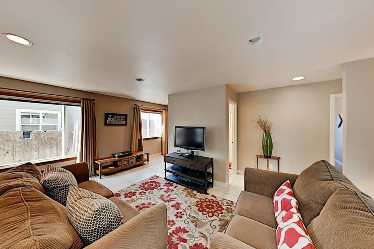 1929oaks 3 Bedroom Home