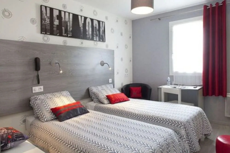 Hotel Mac Bed