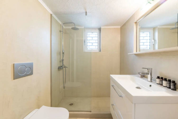 Outstanding 2BR Apartment in Cholargos