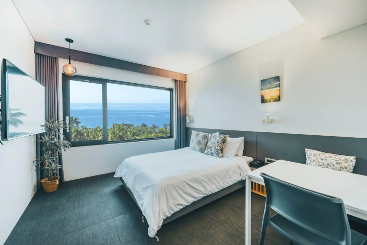 Jeju Bricks Hotel