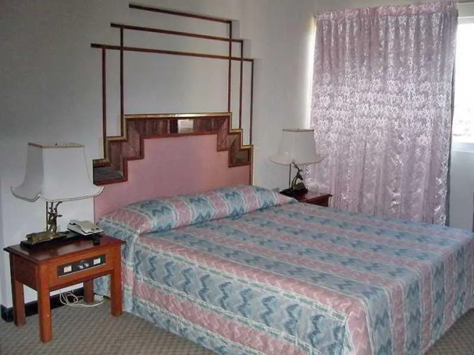 Pinnacle Wangmai Satun Hotel