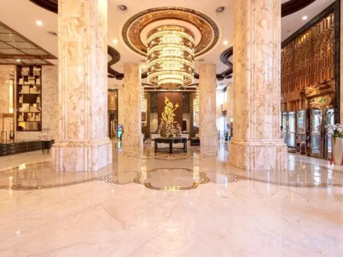Rendezvous Hotel