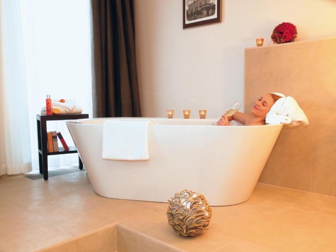 Deluxe Double room with balcony and with sea view