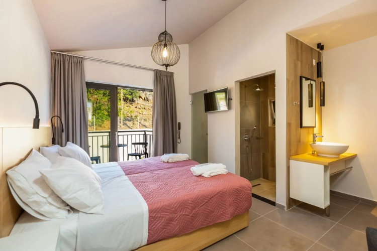 T Hotel Premium Suites