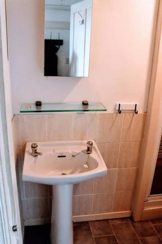 2 Bedroom Central Apartment