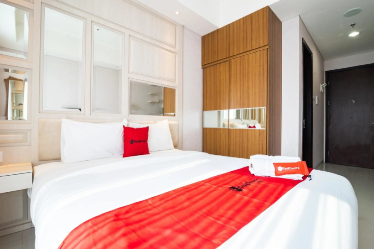 RedDoorz Apartment @ Puri Mansion