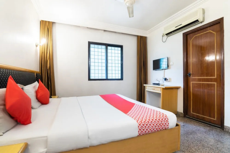 Hotel Pearl Inn