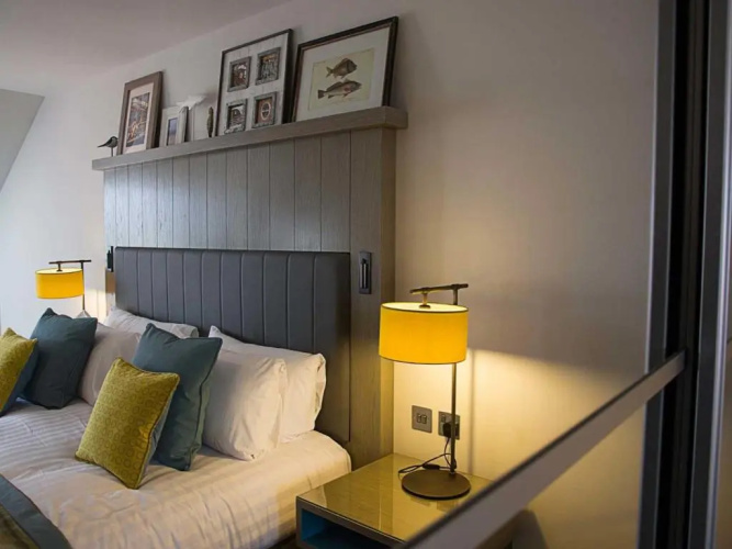 The Waterside Hotel
