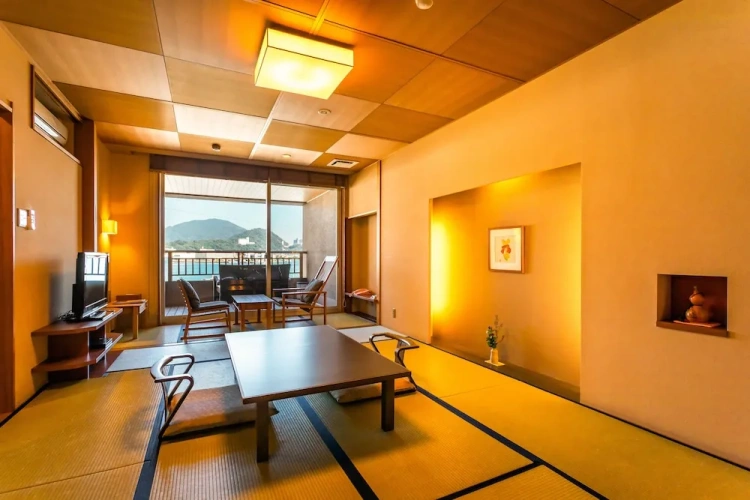 Standard room with balcony