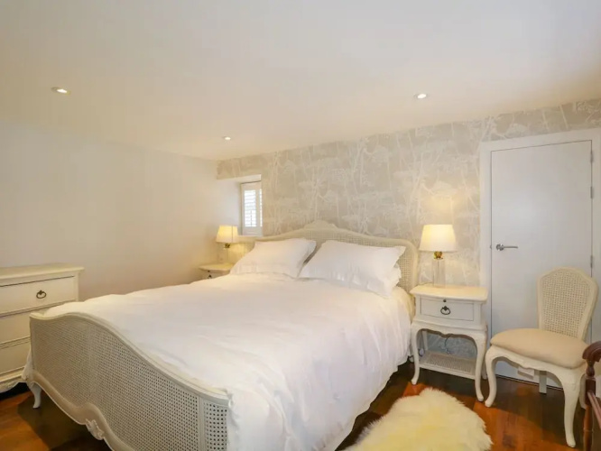 36 Sandend Village