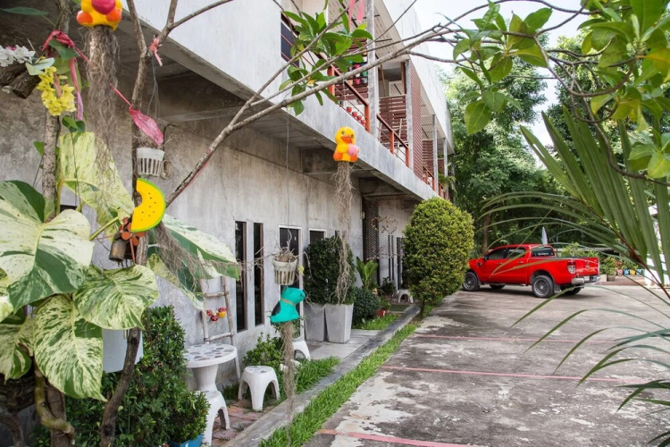 Shanya Guesthouse
