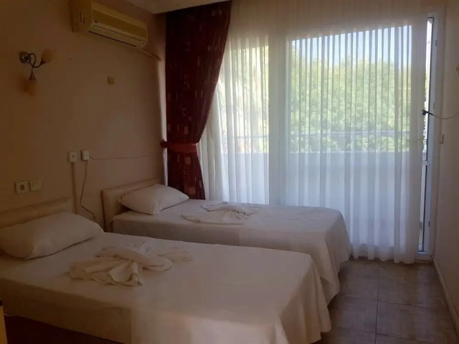 Selina Hotel