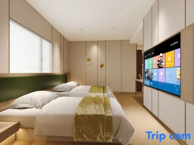 Deluxe Family Suite