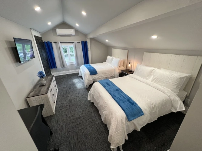 Standard Quadruple Family room