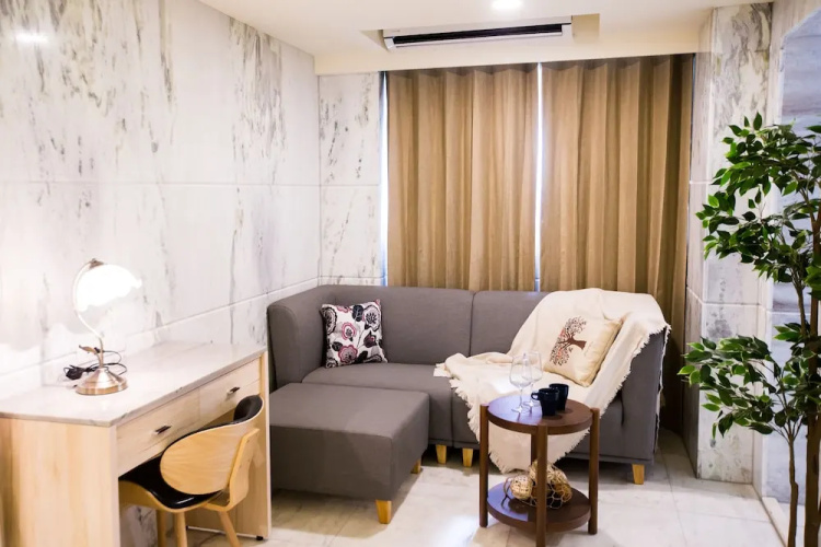 Taichung Business