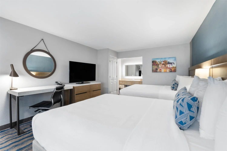 Standard Quadruple room