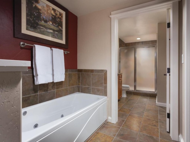 2 Bedrooms Suite
