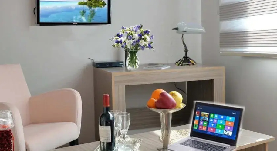 Charm Suites Pera