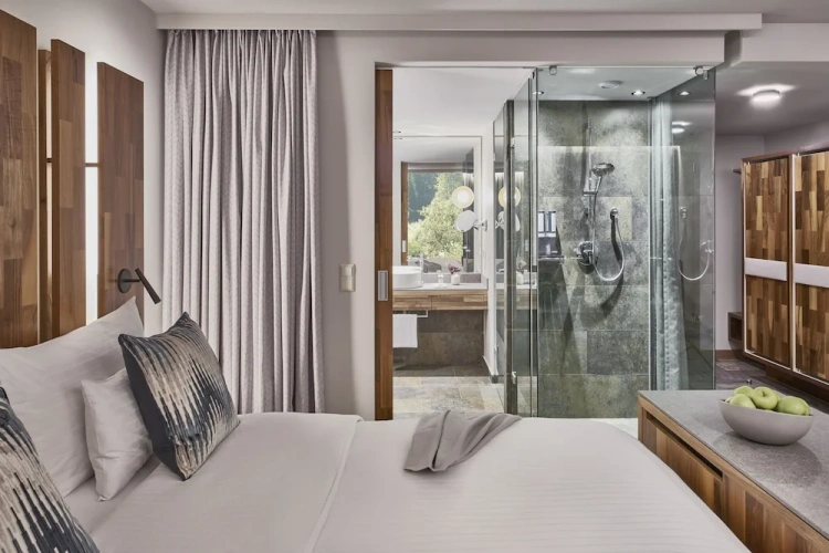 Superior room