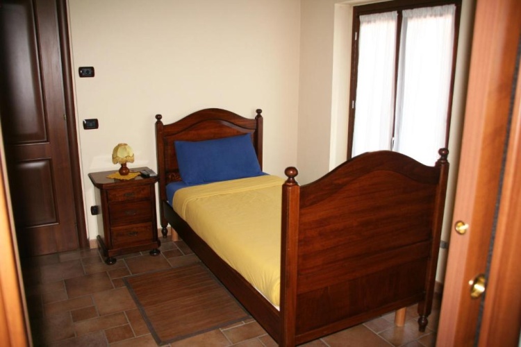 Standard Twin room with view