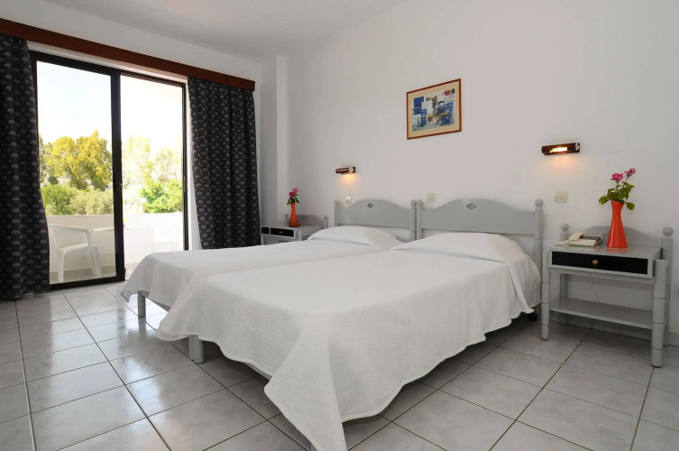 Hotel Tina Flora