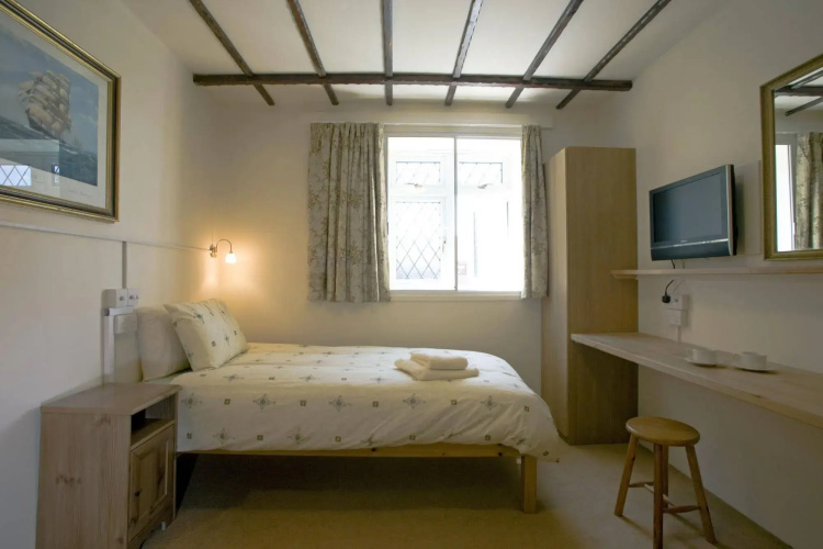 Oakwood B&B Heathrow
