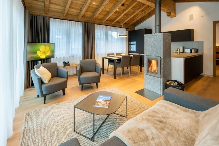 2 Bedrooms Premium Apartment with balcony and with mountain view