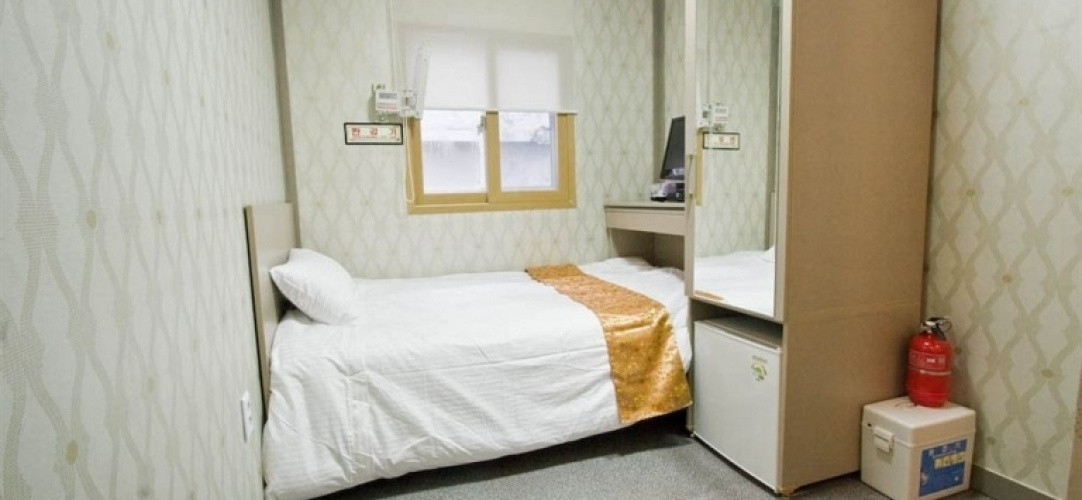 Goodstay Nana Residence
