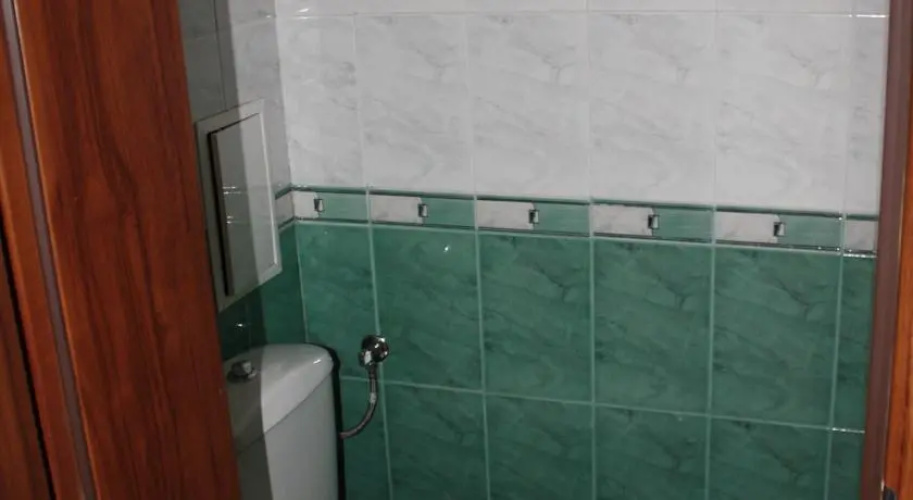 Two-Bedroom Apartment in Bojurland