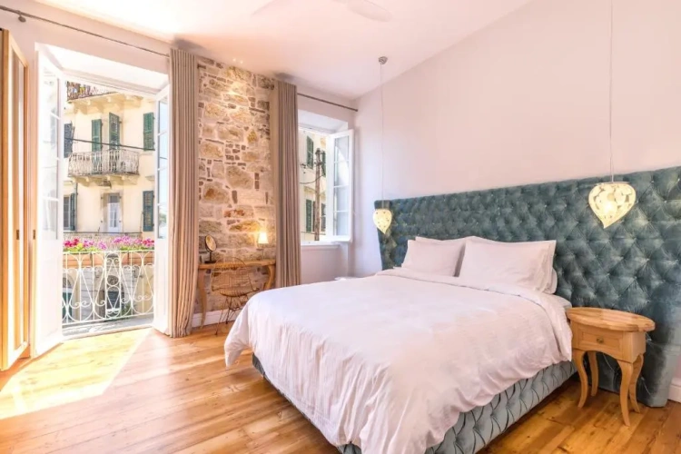 Deluxe Double room with balcony and with sea view
