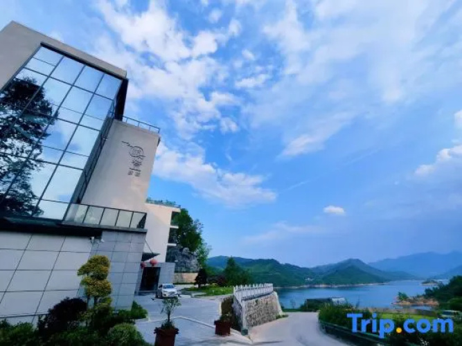 Mufeng Guanhu Homestay