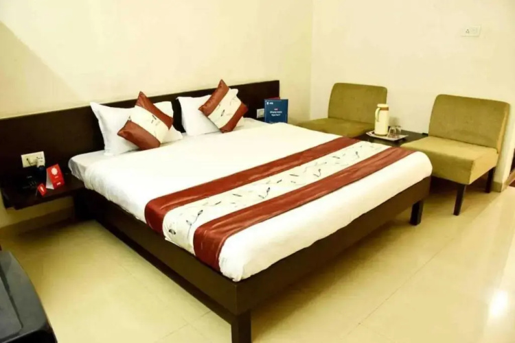 Abhinav Hotel