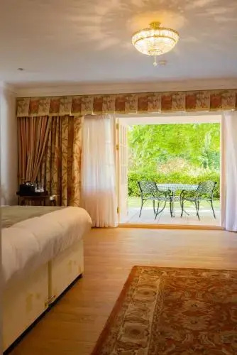 Dixcart Bay Hotel