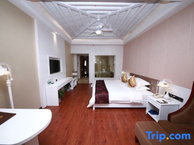 Standard Double Family room with courtyard view