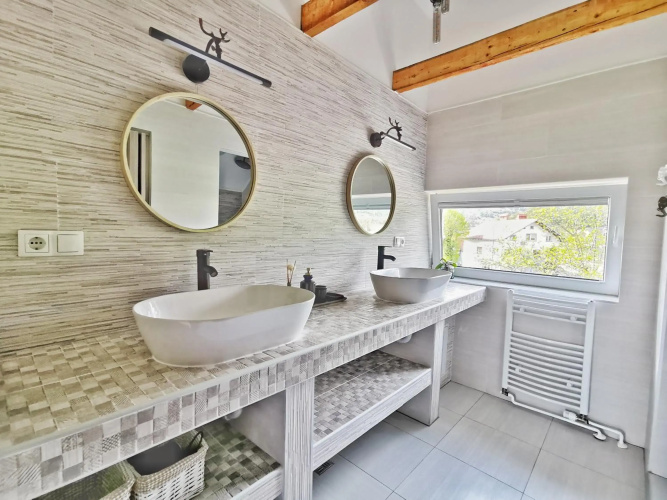 Deerwood-Large Villa relax with castle view