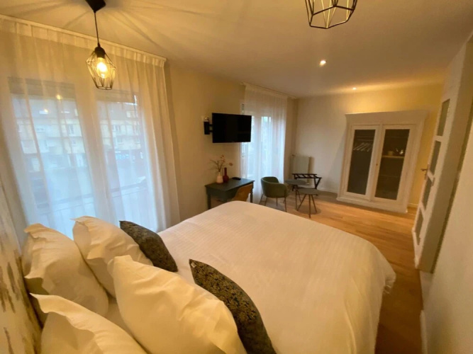 Hôtel les Bains