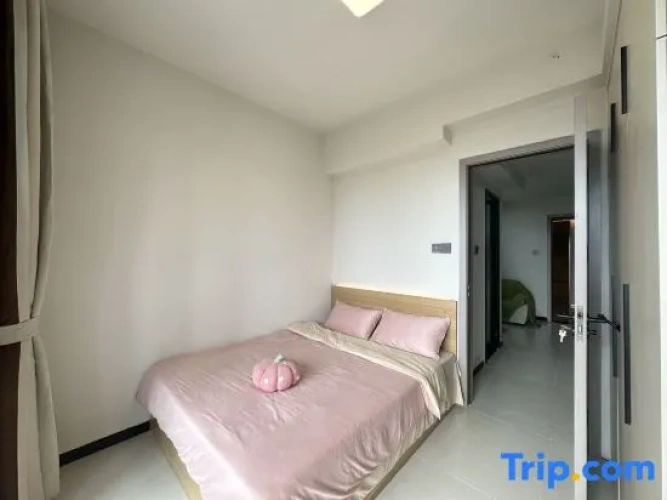 1 Bedroom Business Suite with balcony